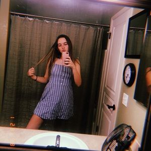 Super cute dress from Hollister:)